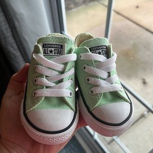 Kids size 4. New converse